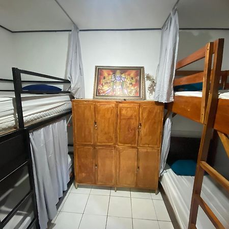 My Art Hostel Batununggul Екстер'єр фото