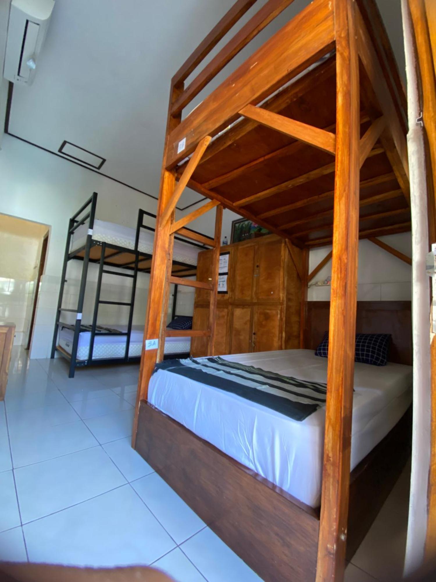 My Art Hostel Batununggul Екстер'єр фото