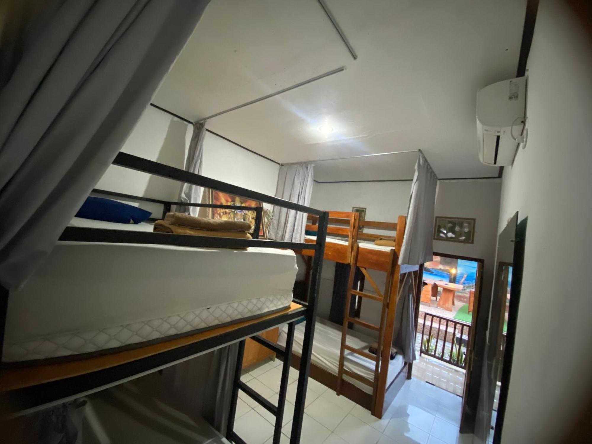 My Art Hostel Batununggul Екстер'єр фото